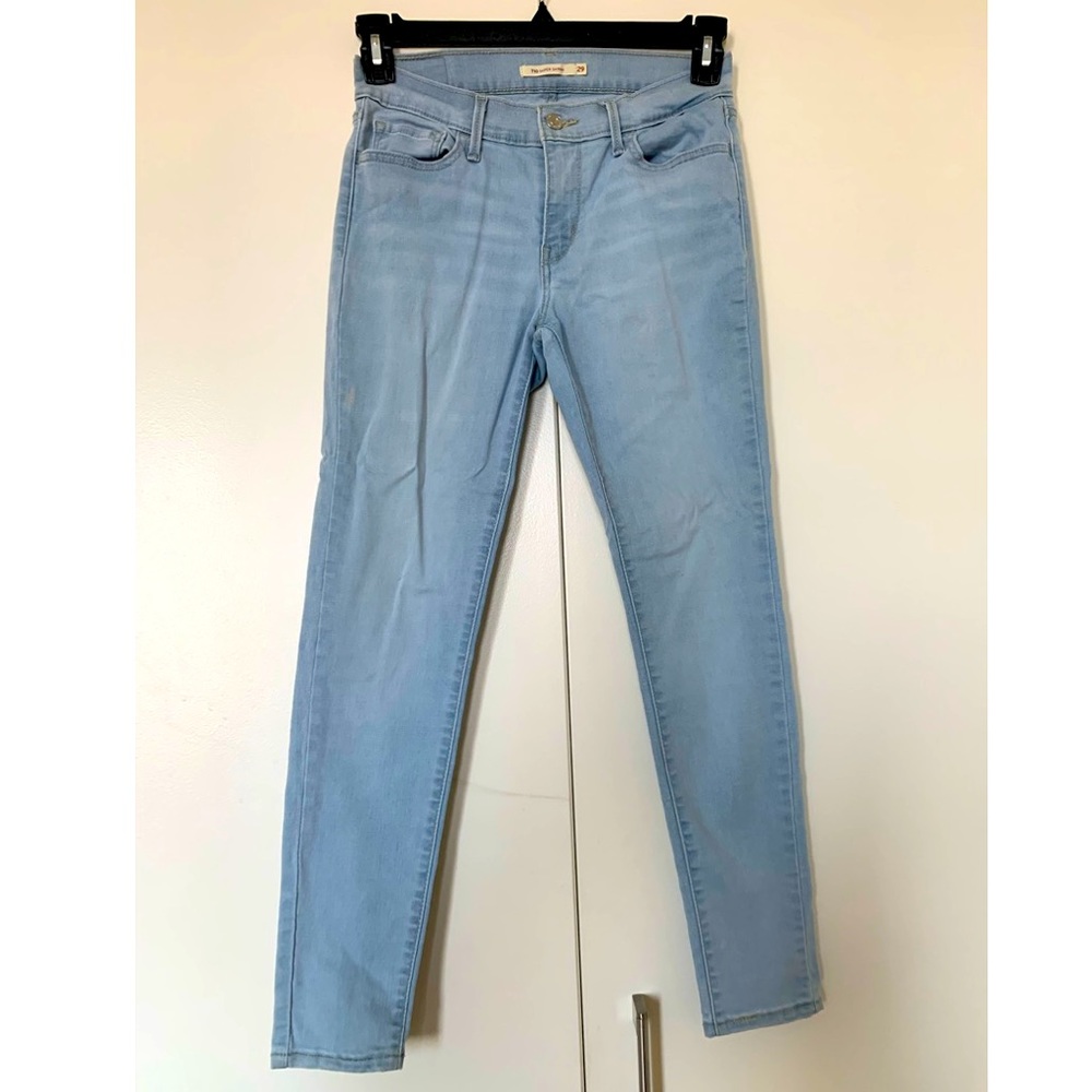 Levi’s 710 Super Skinny Jeans
